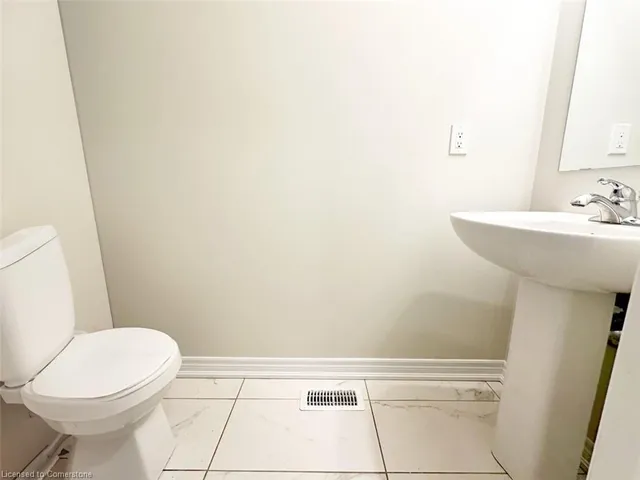 Additional image 4 of 11 Mia Dr