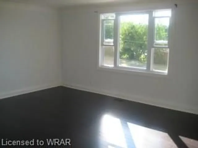 Additional image 12 of 154 156 Freelton Rd