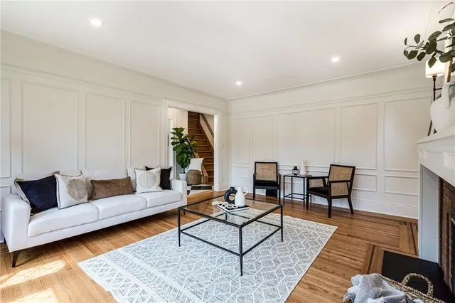 Additional image 9 of 111 LAKE AVENUE Dr