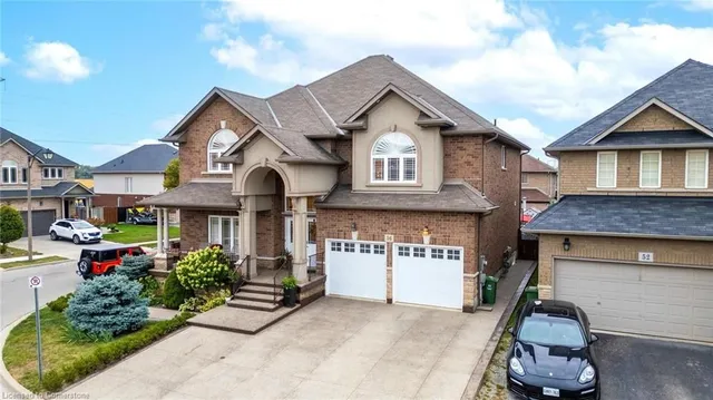 Additional image 48 of 56 Pelech Cres