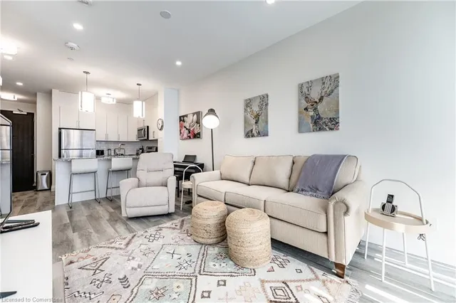 Additional image 12 of 101 Locke St Unit 415