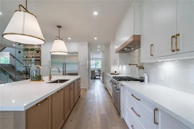 Additional image 15 of 262 ROBINA Rd