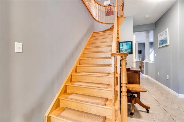 Additional image 28 of 72 SIDNEY Cres