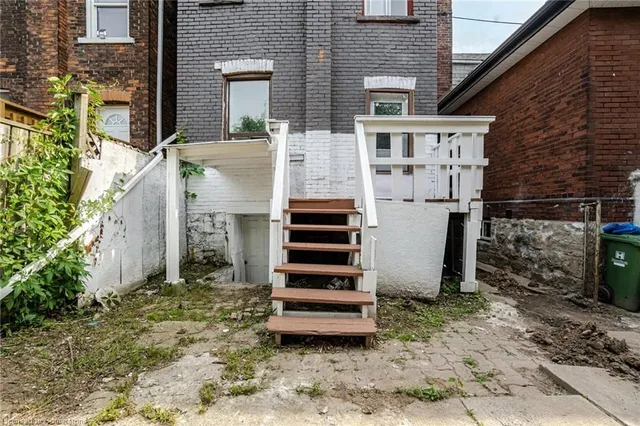 Additional image 49 of 683 Wilson St