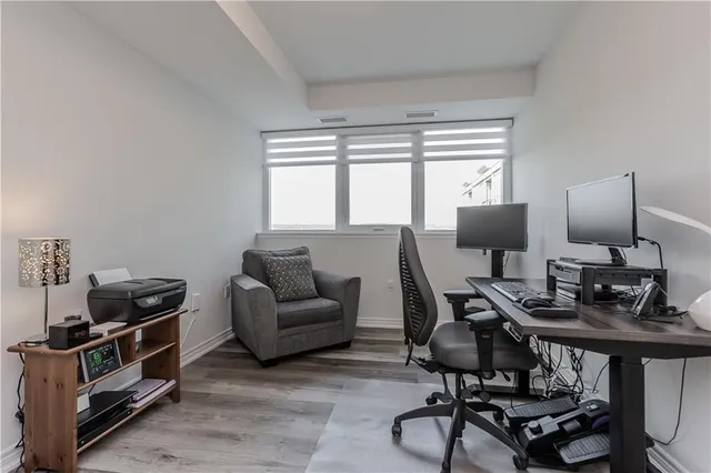 Additional image 34 of 2750 KING St Unit 710