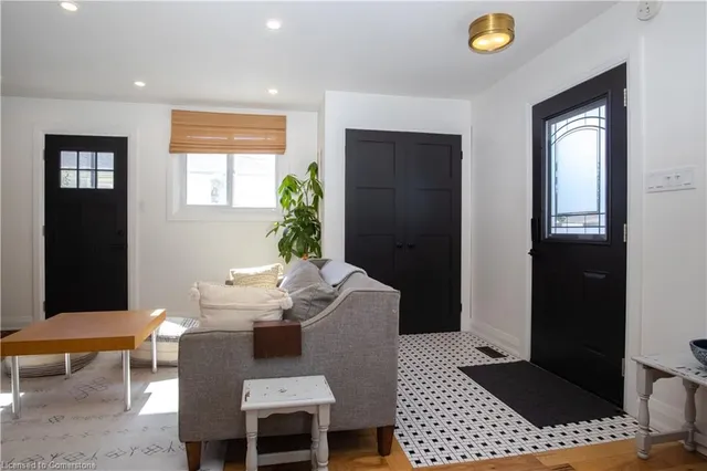 Additional image 3 of 47 Lambert St