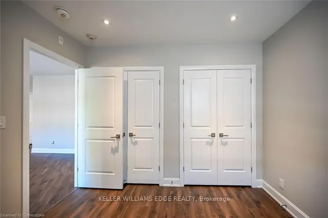 Additional image 18 of 2 King St Unit 208