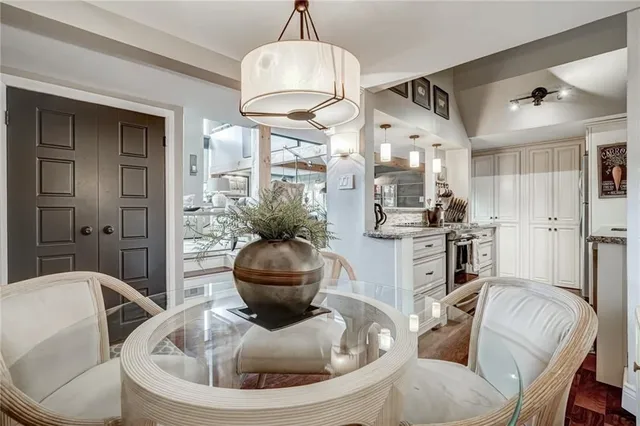 Additional image 9 of 50 MAIN St Unit 301