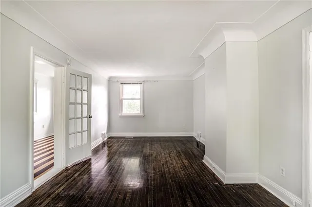 Additional image 11 of 170 LAKE Ave