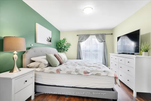 Additional image 19 of 29 ST. MATTHEWS Ave