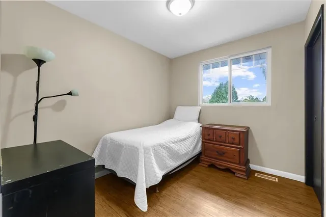 Additional image 29 of 711 RIDGE Rd