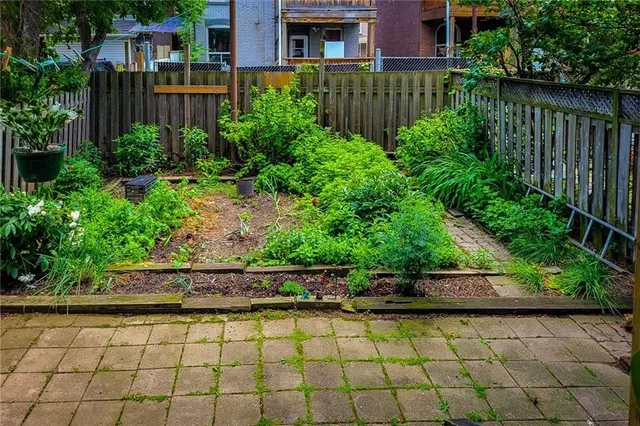 Additional image 38 of 56 ARTHUR Ave