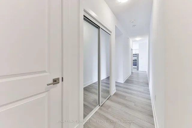 Additional image 8 of 460 Dundas St Unit 705