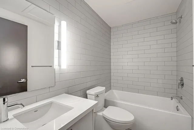 Additional image 14 of 121 King St Unit 106