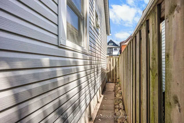 Additional image 25 of 180 Wood St