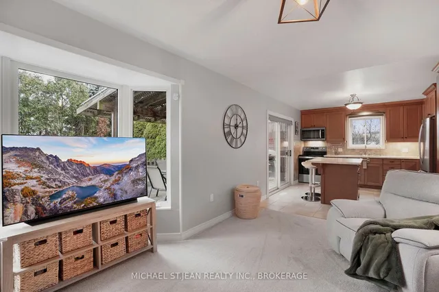 Additional image 10 of 241 Bonaventure Dr