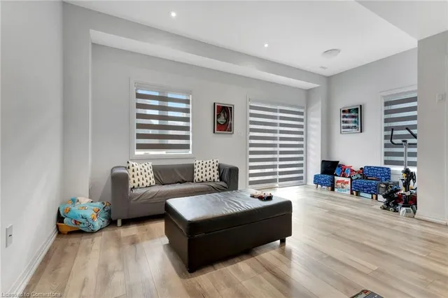 Additional image 7 of 61 Soho St Unit 59