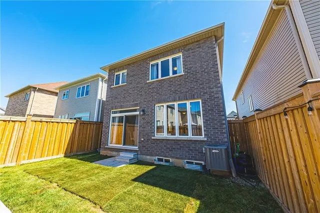 Additional image 40 of 11 MCWATTERS St