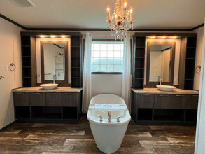 Additional image 4 of 377-49301 RR 80 Country Style