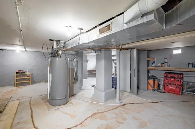 Additional image 29 of 248 FRUITLAND Rd