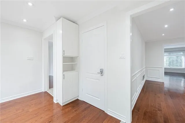 Additional image 10 of 494 DICENZO Dr