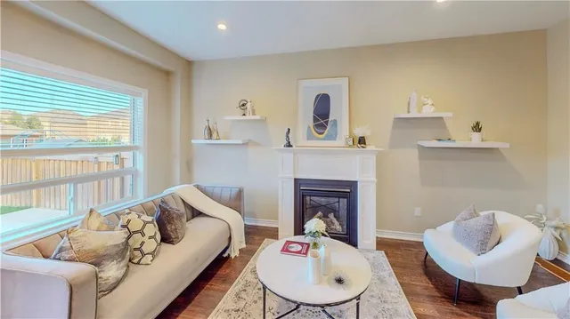 Additional image 17 of 250 LORMONT Blvd