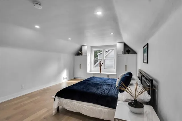 Additional image 25 of 1 ATHENS St