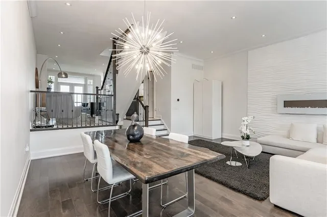 Additional image 6 of 1083 BEACH Blvd