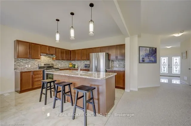 Additional image 13 of 428 Dalgleish Tr