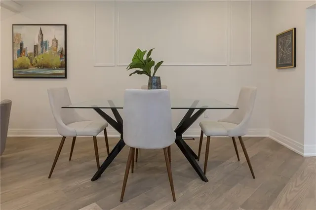 Additional image 18 of 564 ABERDEEN Ave