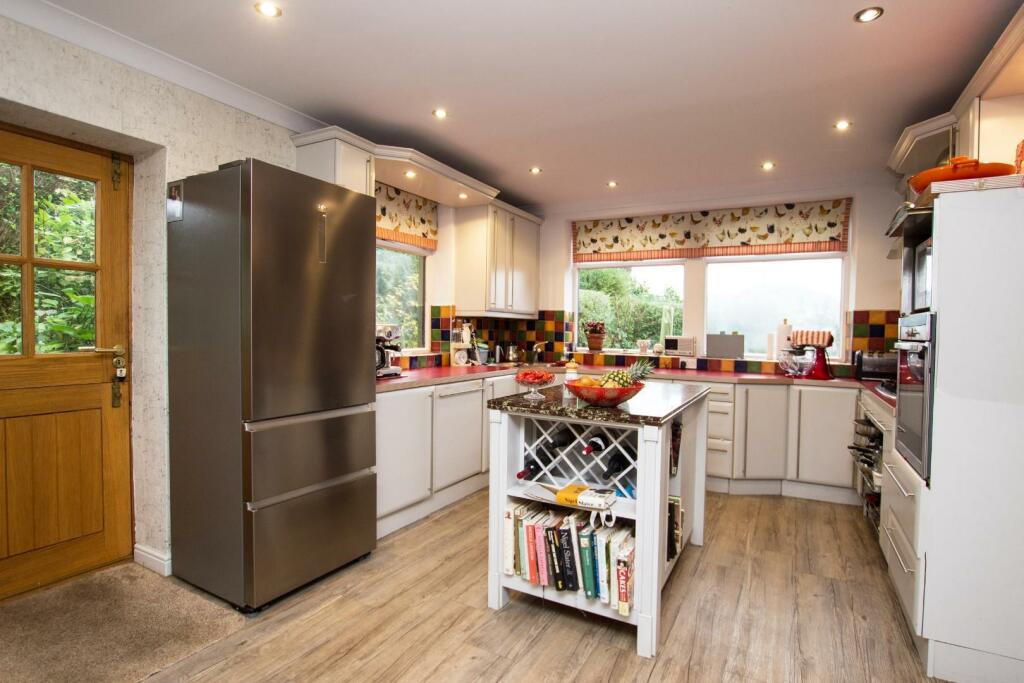 Additional image 8 of 'Briarbank' Astley Bank, Darwen