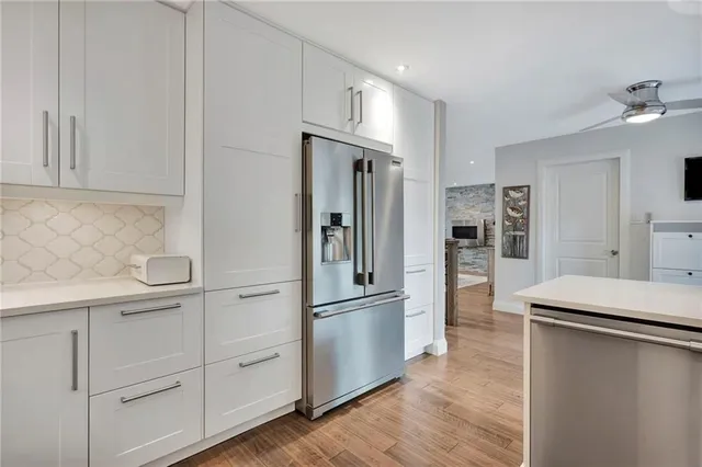 Additional image 11 of 240 PARKSIDE Dr