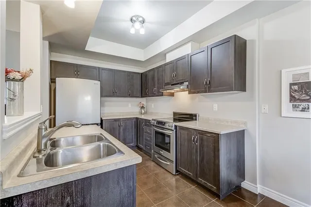 Additional image 16 of 69 MYERS Lane