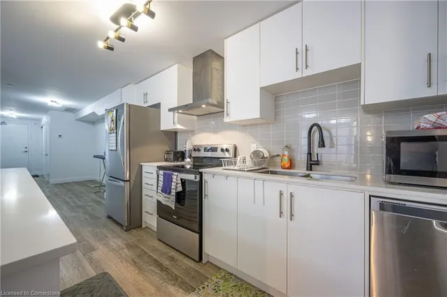 Additional image 17 of 1 Redfern Ave Unit 310