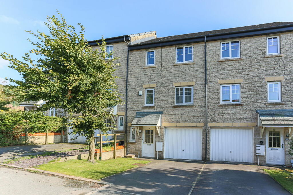 Langwood Gardens, Haslingden, Rossendale, BB4 5PT