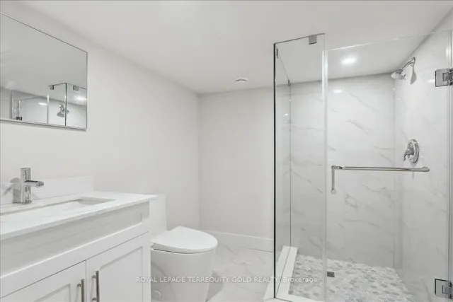 Additional image 35 of 2027 Brampton St