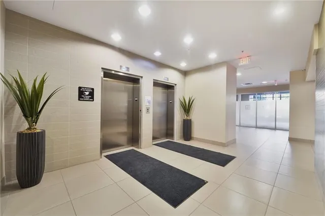 Additional image 9 of 90 CHARLTON Ave Unit 801