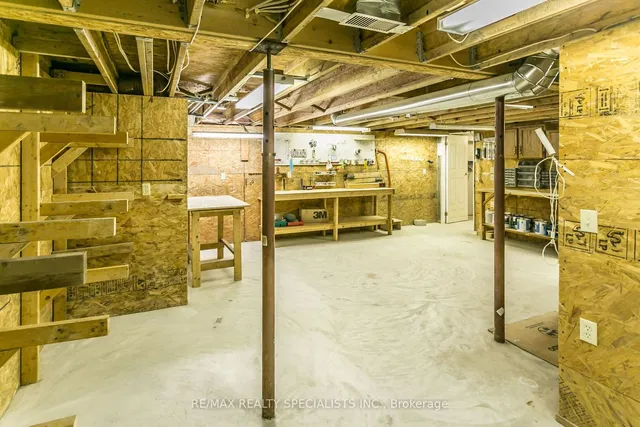 Additional image 31 of 135 Glenariff Dr