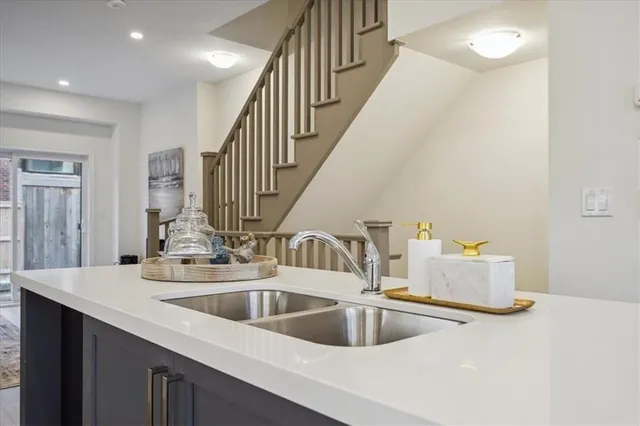 Additional image 18 of 527 SHAVER Rd Unit 16