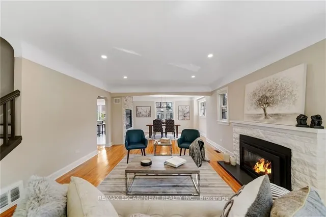 Additional image 11 of 55 EAST 13TH St