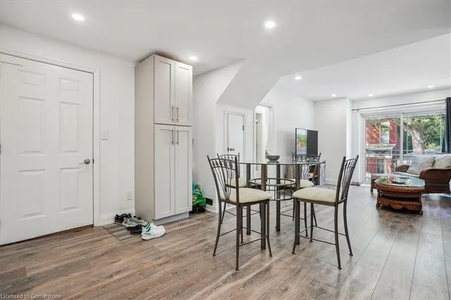 Additional image 16 of 146 Catharine St