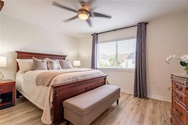 Additional image 14 of 67 GOLDEN IRIS Cres