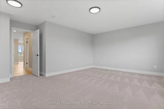 Additional image 19 of 33 Hampshire Pl