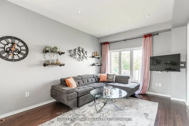 Additional image 8 of 51 Palacebeach Tr