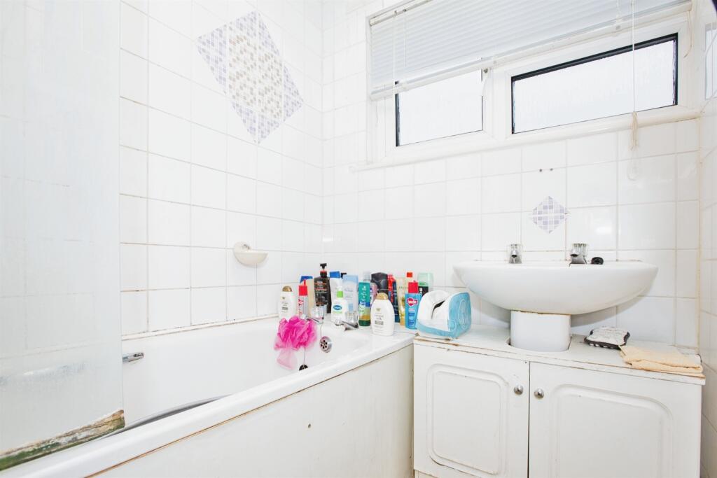 Additional image 6 of St. Johns Road, Yeovil