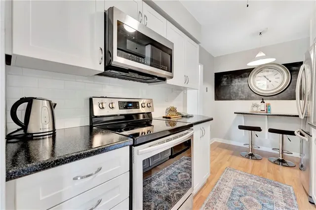 Additional image 19 of 1966 MAIN St Unit 507