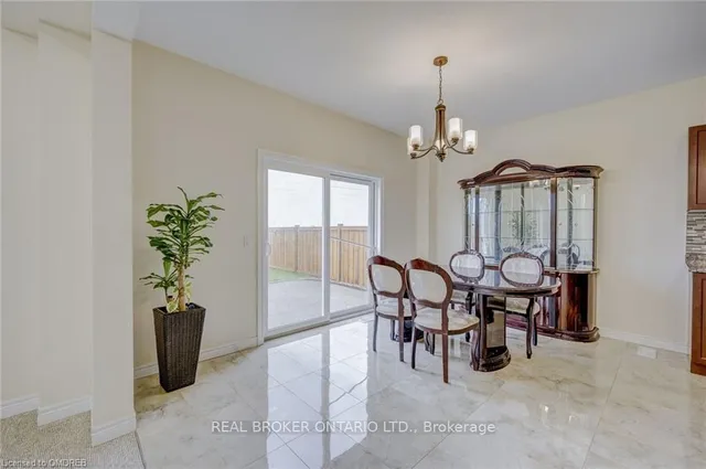 Additional image 12 of 428 Dalgleish Tr