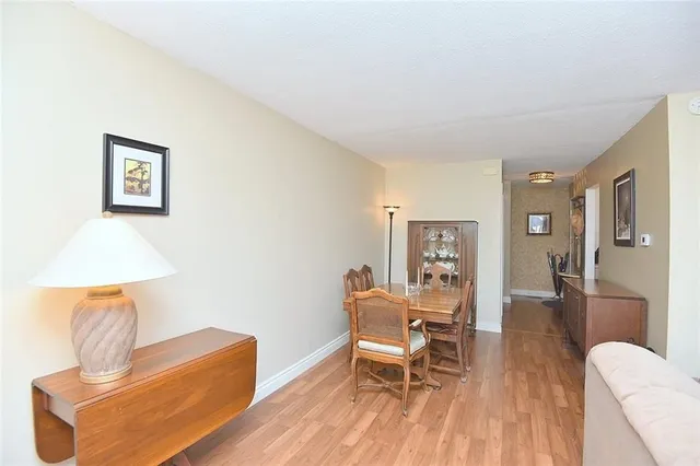 Additional image 11 of 880 LIMERIDGE Rd Unit 63