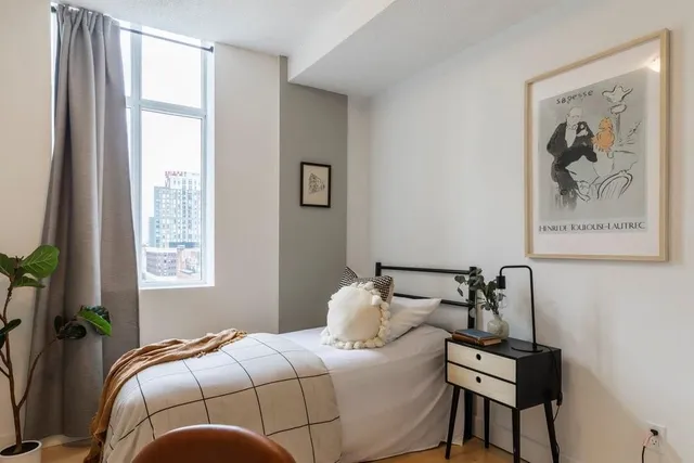 Additional image 24 of 36 JAMES St Unit 702