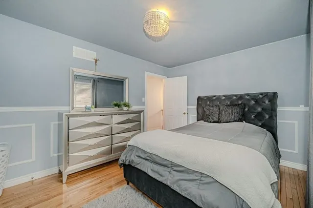 Additional image 28 of 260 CHESLEY St